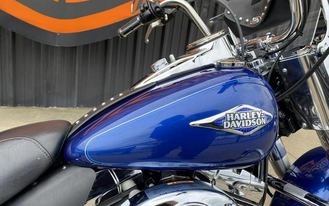 2015 Harley-Davidson® FLSTC - Heritage Softail® Classic