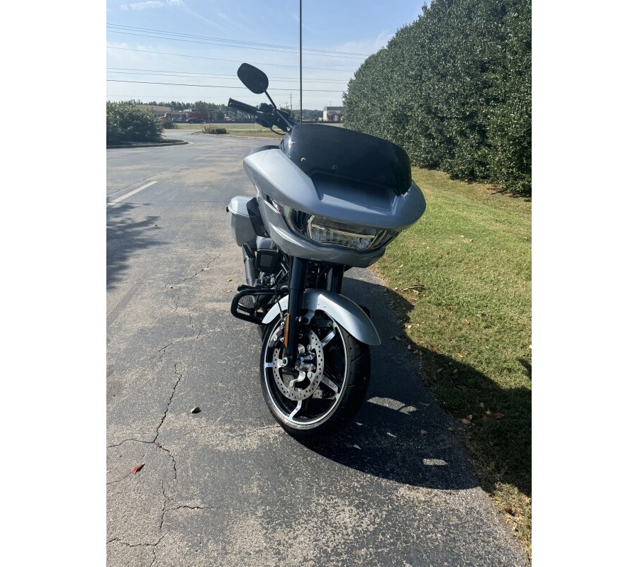 FLTRX 2024 Road Glide™