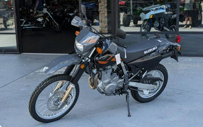 2025 Suzuki DR 650S