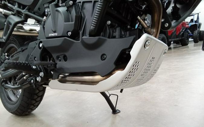 2025 CFMOTO Ibex 800 E