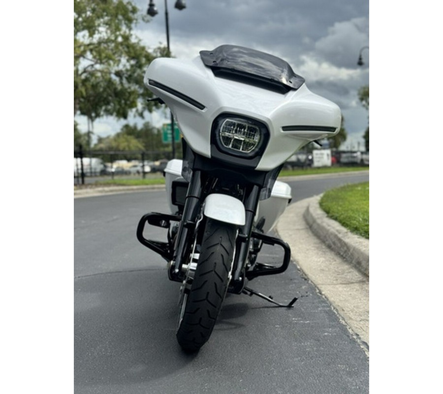 2025 Harley-Davidson FLHX - Street Glide