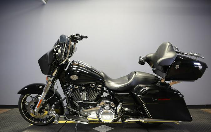 2022 Harley-Davidson Street Glide Special
