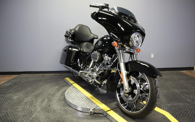 2022 Harley-Davidson Street Glide Special