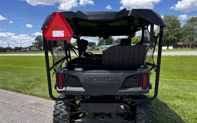 2016 Honda® Pioneer 1000-5 Deluxe