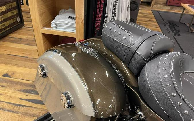 2024 Indian Motorcycle® Springfield® Bronze Pearl/Silver Qurtz