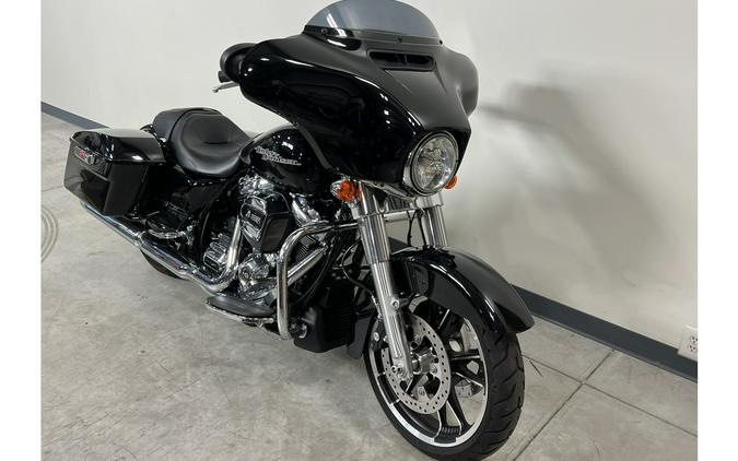 2020 Harley-Davidson® Street Glide® FLHX