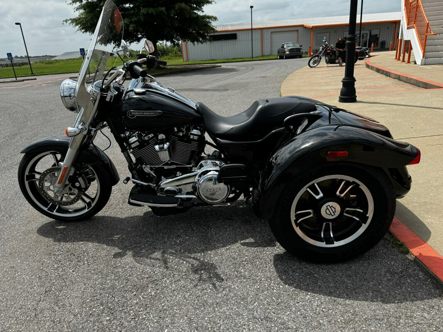 2021 Harley-Davidson Freewheeler Black HD Certified