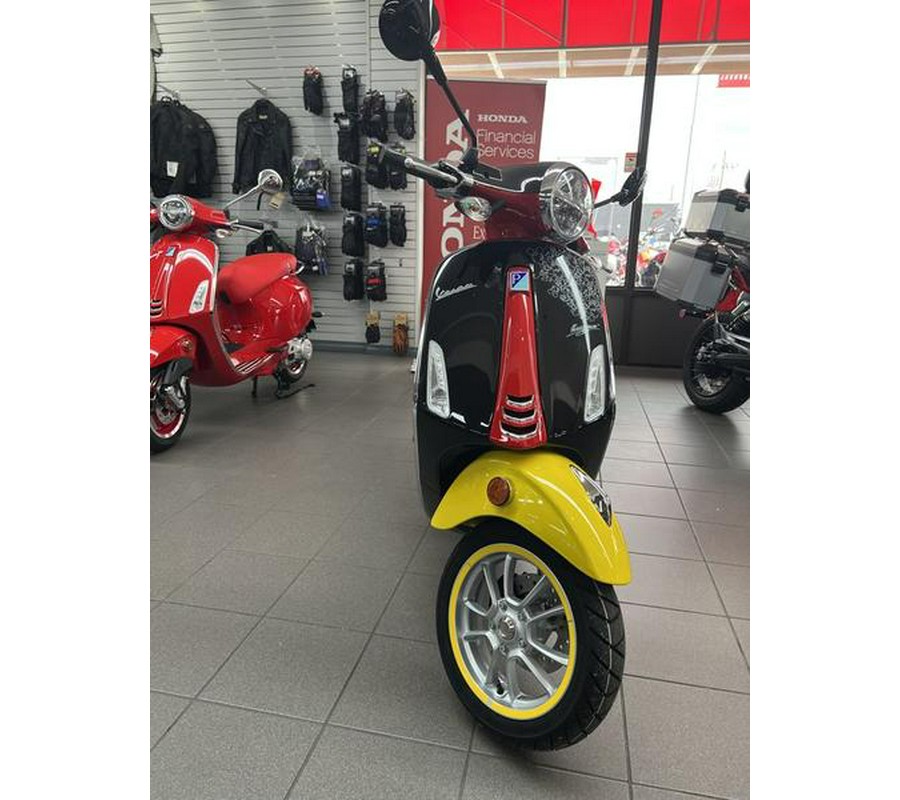 2023 Vespa Primavera 50 Disney Mickey Mouse Edition