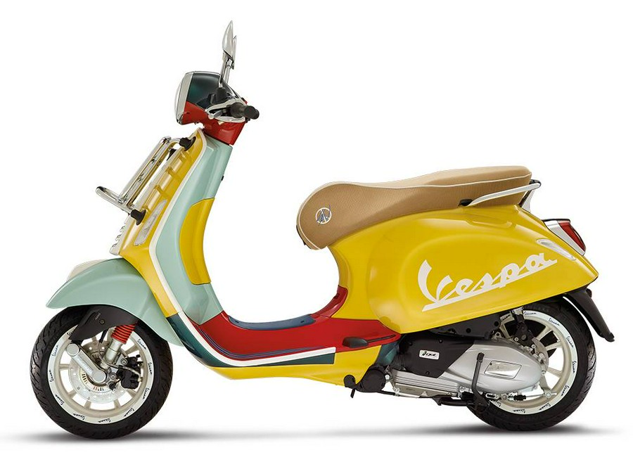 2021 Vespa Primavera 150 Sean Wotherspoon