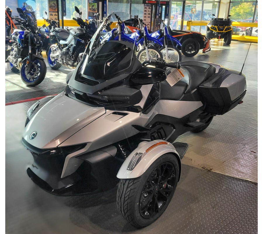 2023 Can-Am™ Spyder RT Base