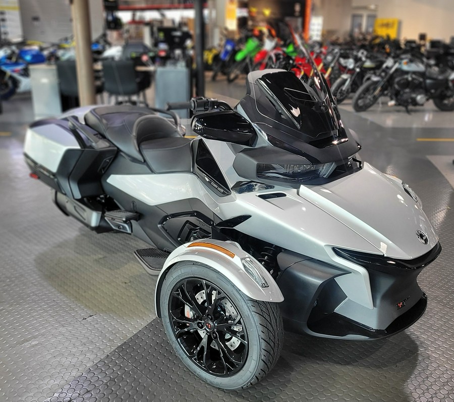 2023 Can-Am™ Spyder RT Base