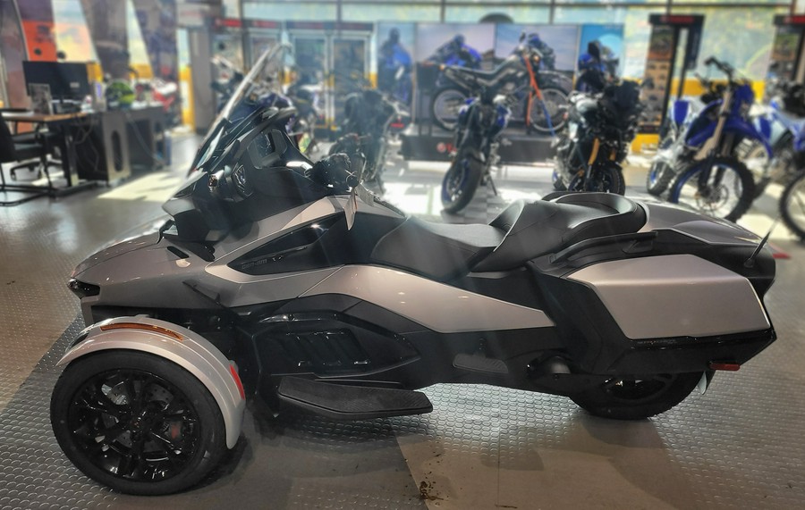 2023 Can-Am™ Spyder RT Base