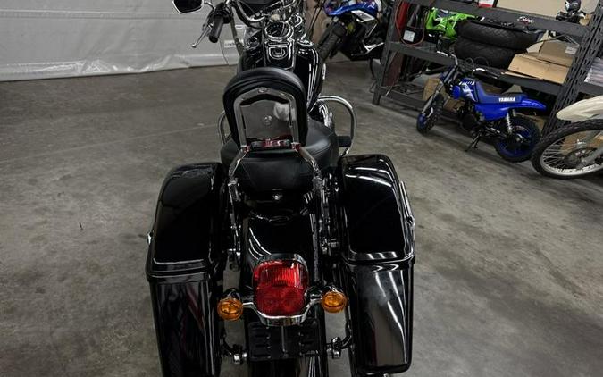 2014 Harley-Davidson® FLD - Dyna® Switchback™