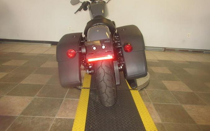 2022 Harley-Davidson® XL883N - Iron 883™