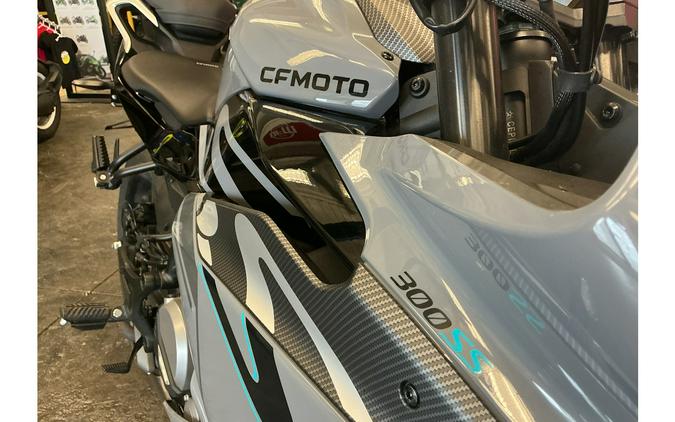 2023 300SS - CFMOTO