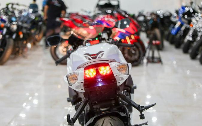 2024 Suzuki GSX-R750M4