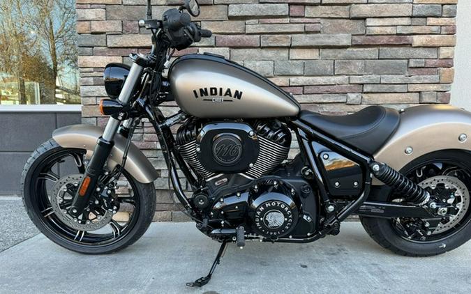 2024 Indian Chief Dark Horse Icon Sandstone Smoke