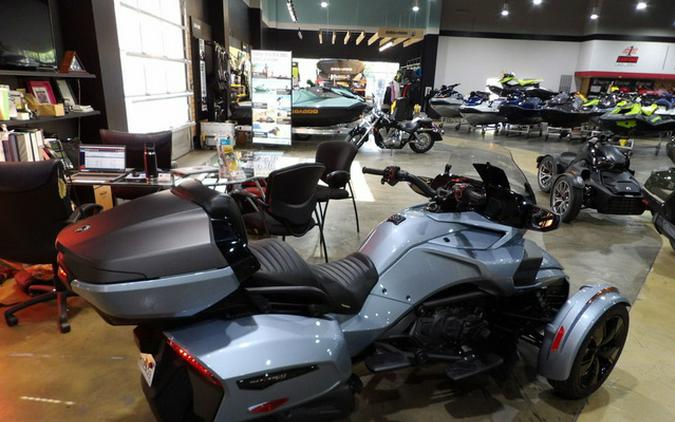 2022 Can-Am Spyder F3 Limited Dark Wheels