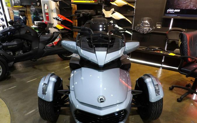 2022 Can-Am Spyder F3 Limited Dark Wheels