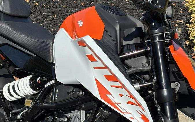 2024 KTM 250 Duke