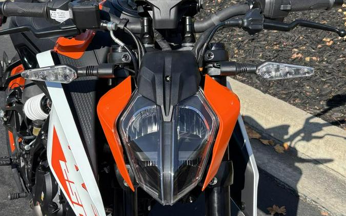 2024 KTM 250 Duke