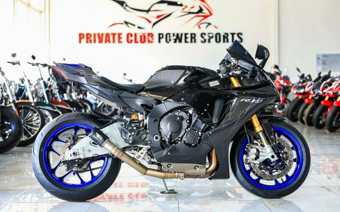 2020 Yamaha YZF-R1M