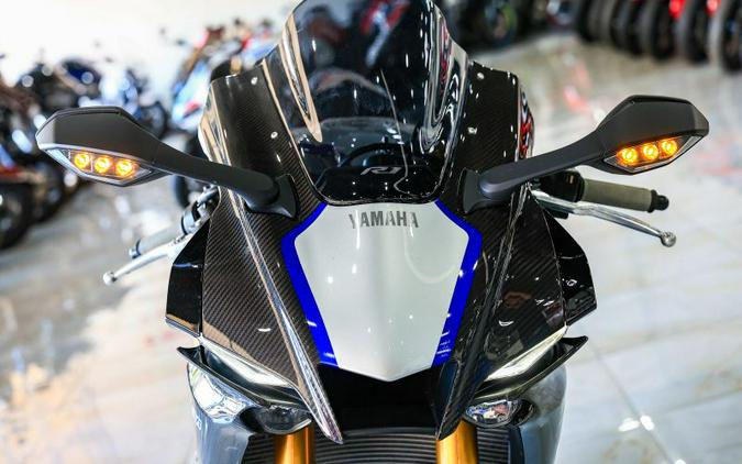 2020 Yamaha YZF-R1M
