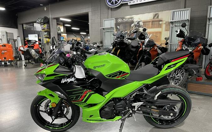 2023 Kawasaki Ninja® 400 KRT Edition ABS