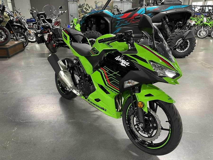 2023 Kawasaki Ninja® 400 KRT Edition ABS