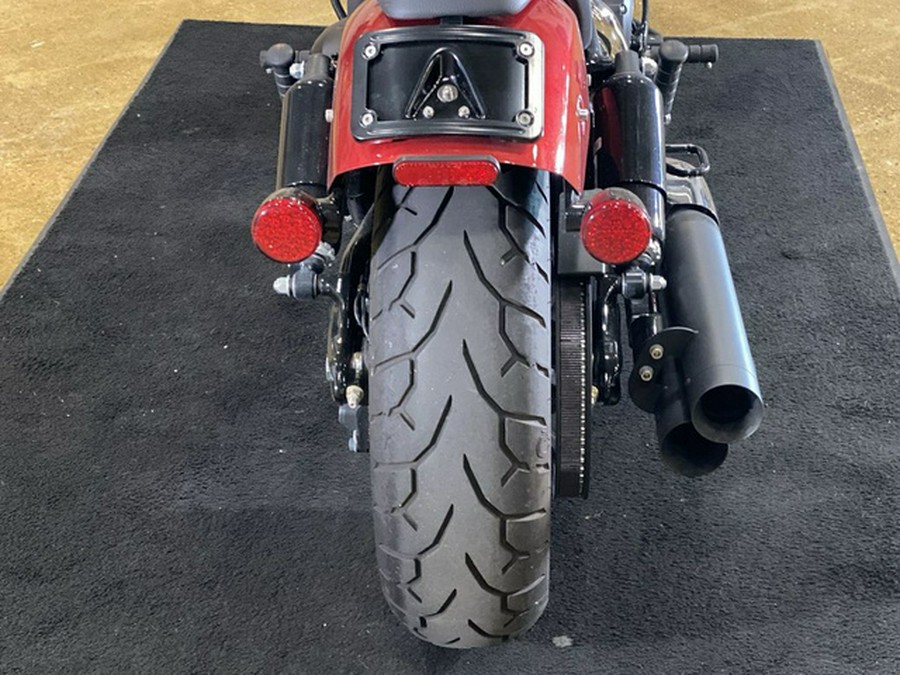 2022 Indian Chief Bobber Base