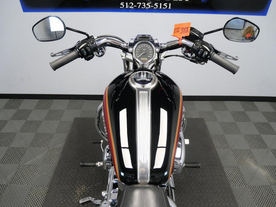 2005 Harley-Davidson® XL1200C - Sportster® 1200 Custom