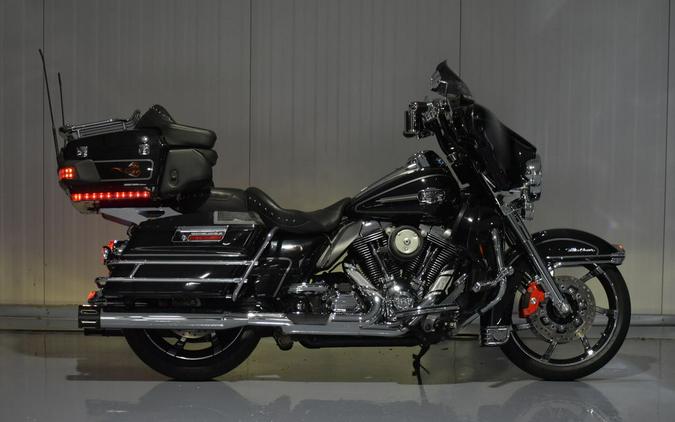 2009 Harley-Davidson® FLHTCU - Ultra Classic® Electra Glide®