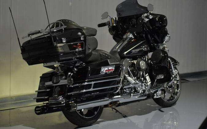 2009 Harley-Davidson® FLHTCU - Ultra Classic® Electra Glide®