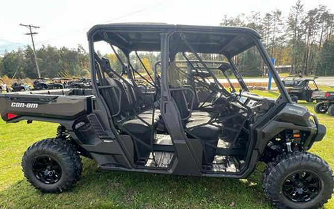 2026 Can-Am Defender MAX XT HD11 with 10.25 in. touchscreen display