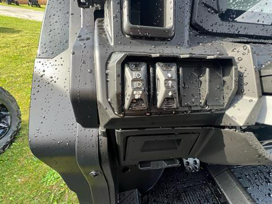 2026 Can-Am Defender MAX XT HD11 with 10.25 in. touchscreen display