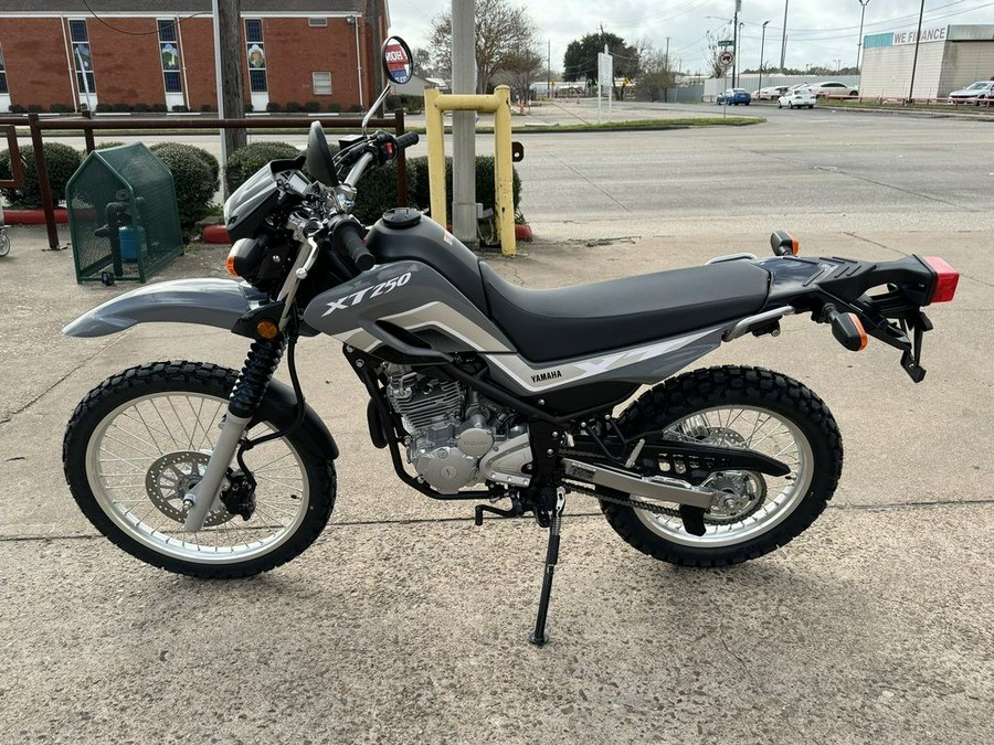 2025 Yamaha XT250