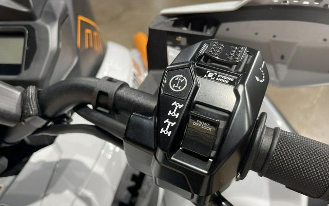 2026 Can-Am® Renegade X mr 650