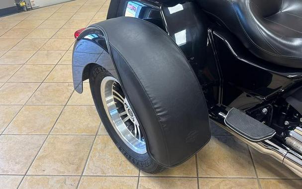 2019 Harley-Davidson® FLHTCUTG - Tri Glide® Ultra