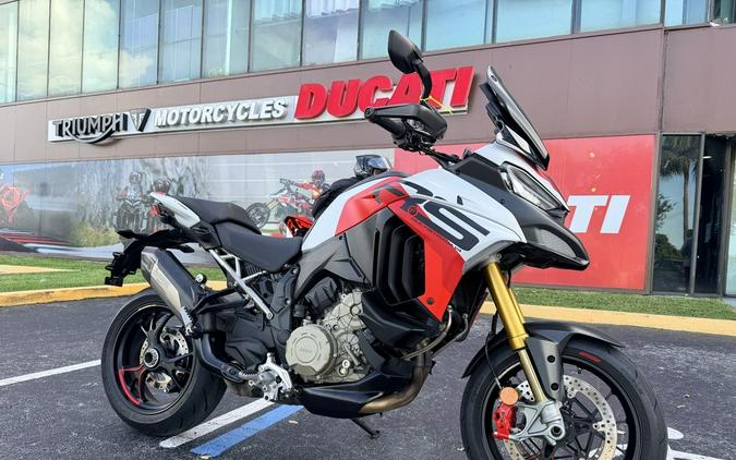 2025 Ducati Multistrada V4 RS