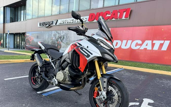 2025 Ducati Multistrada V4 RS