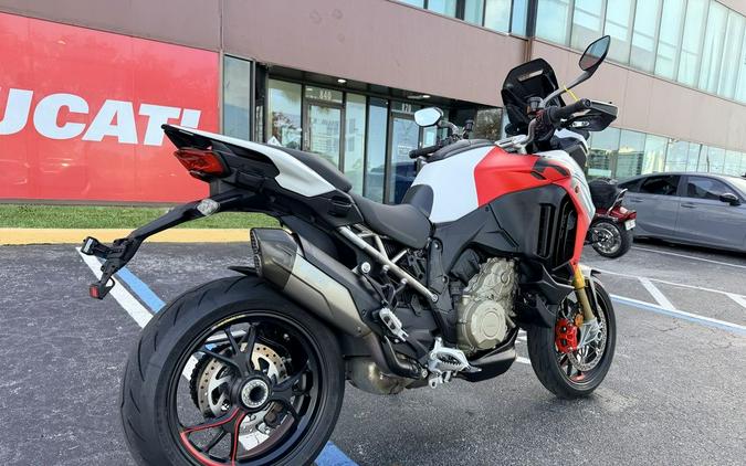 2025 Ducati Multistrada V4 RS