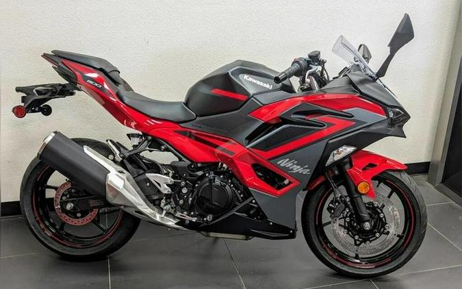 2024 Kawasaki Ninja® 500 ABS Passion Red/Metallic Flat Spark Black