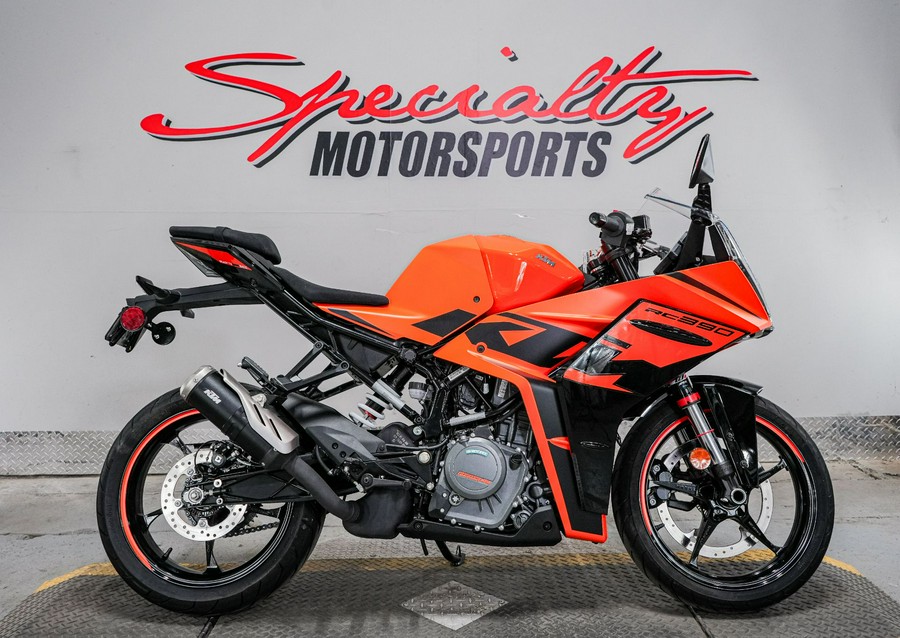 2022 KTM RC 390