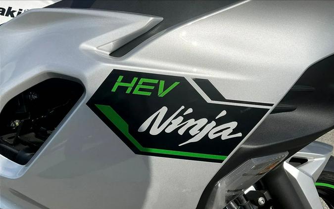 2024 Kawasaki Ninja 7 Hybrid ABS