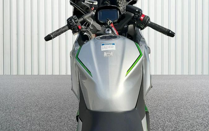 2024 Kawasaki Ninja 7 Hybrid ABS