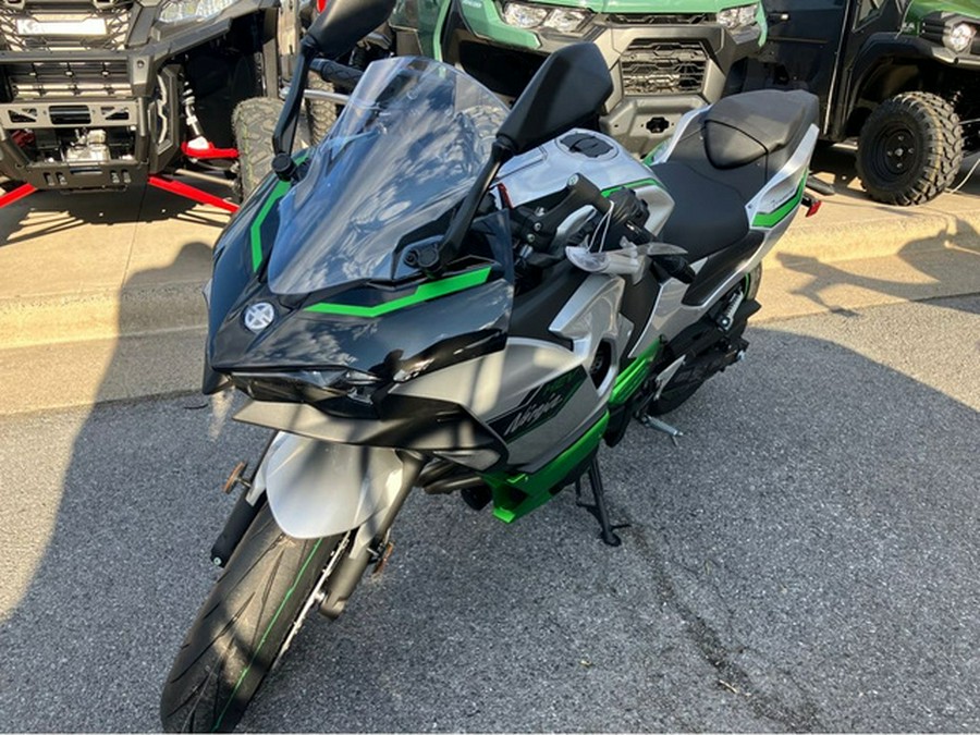 2024 Kawasaki Ninja 7 Hybrid ABS