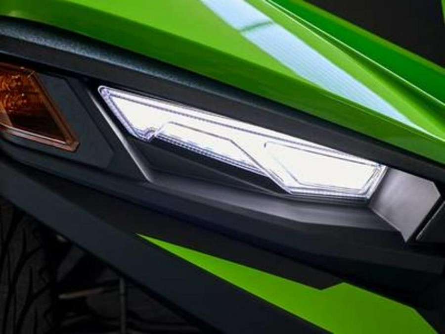 2025 Polaris Slingshot® Slingshot® SL AutoDrive Liquid Lime