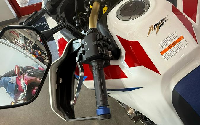 2025 Honda Africa Twin Adventure Sports ES