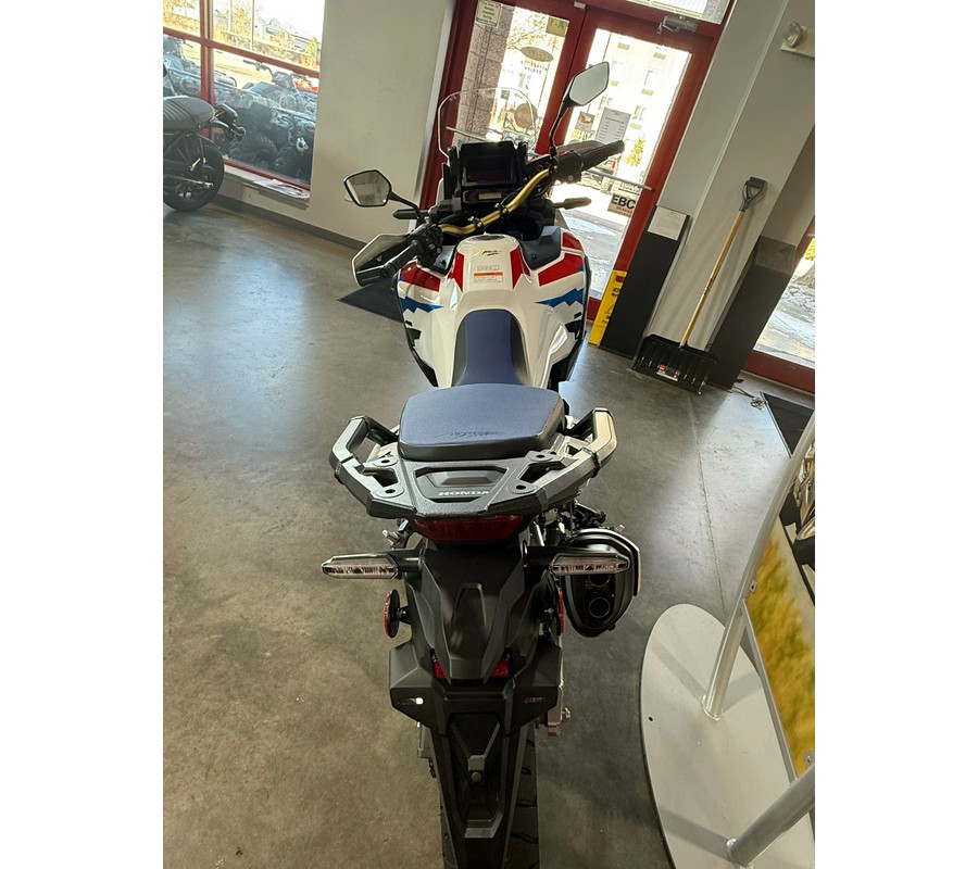 2025 Honda Africa Twin Adventure Sports ES
