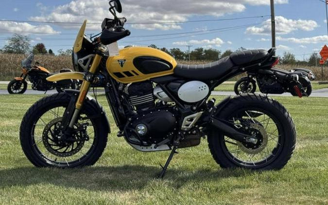 2026 Triumph Scrambler 400 XC Racing Yellow